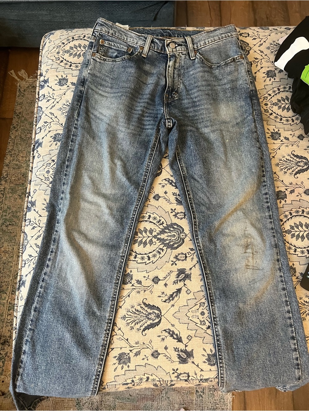 Levi's 541 Athletic Taper jeans 
-medium blue wash
